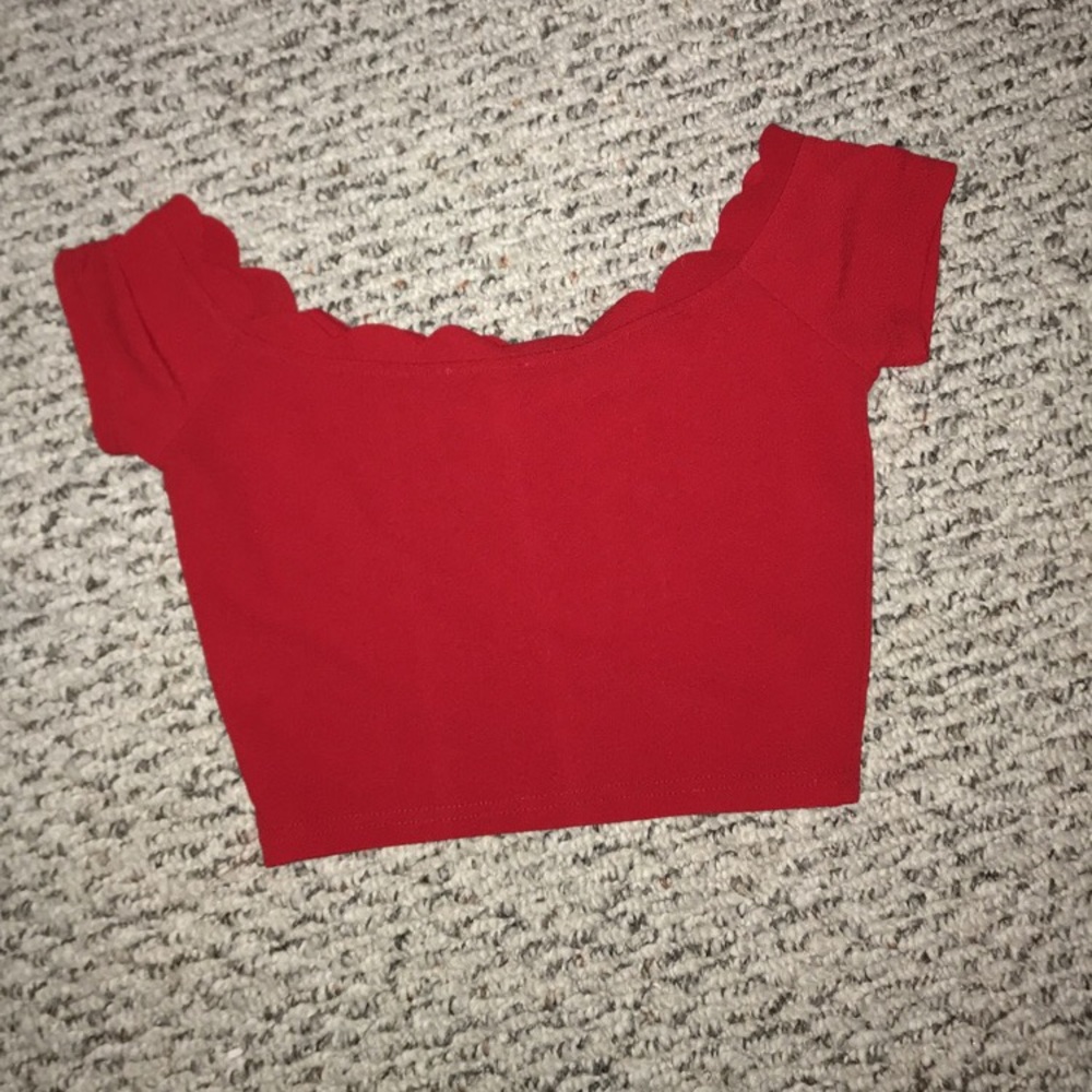 Red, off the shoulder crop top